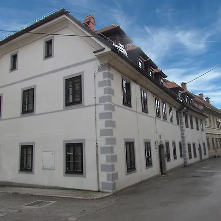 Hrenova Apartment *